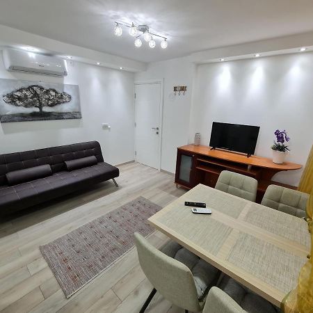 "Astor16" Apartments Ni المظهر الخارجي الصورة