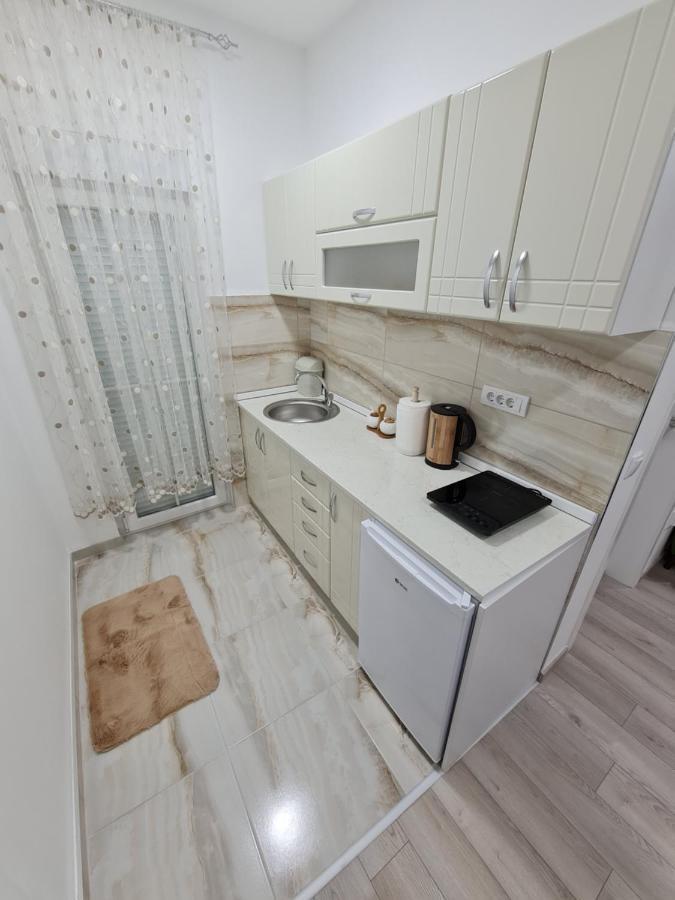 "Astor16" Apartments Ni المظهر الخارجي الصورة