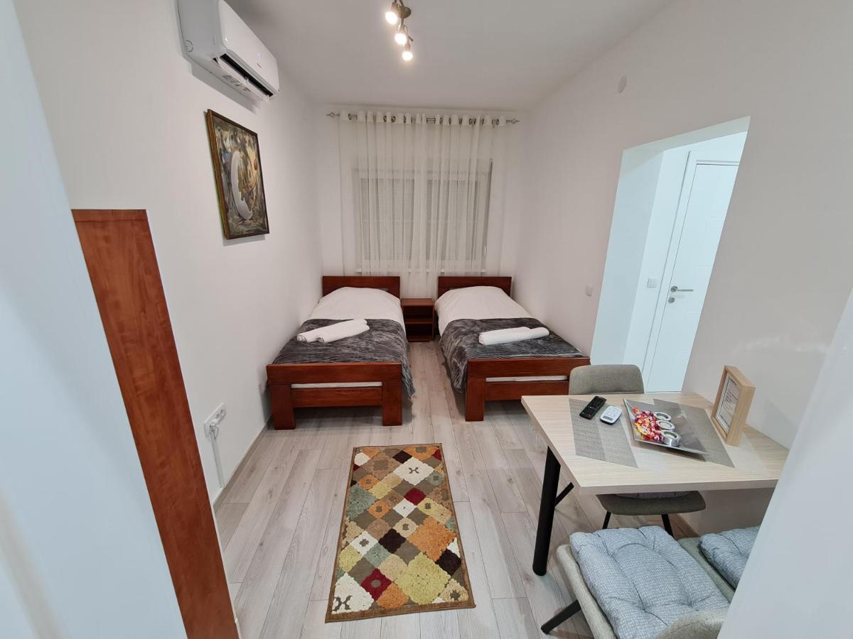 "Astor16" Apartments Ni المظهر الخارجي الصورة
