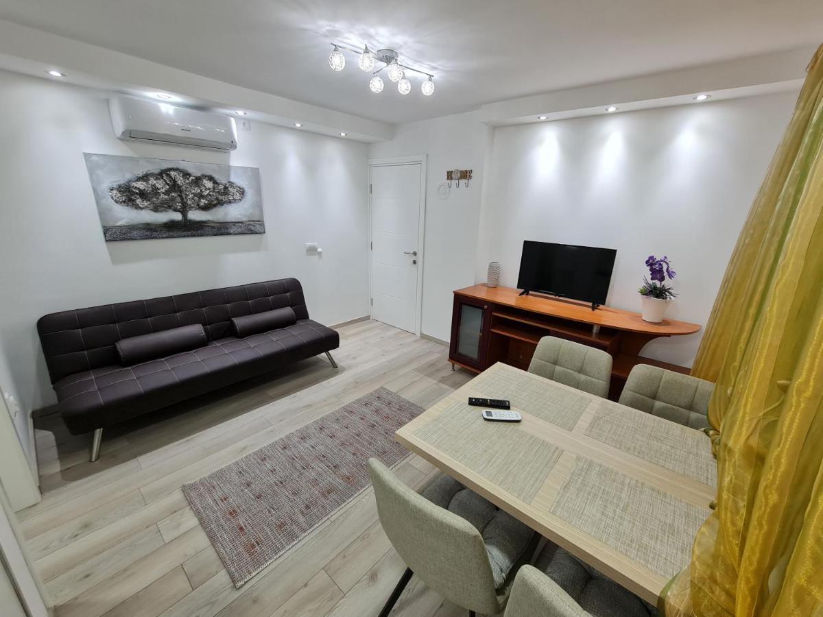 "Astor16" Apartments Ni المظهر الخارجي الصورة