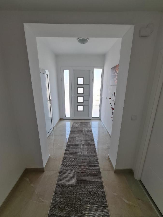 "Astor16" Apartments Ni المظهر الخارجي الصورة