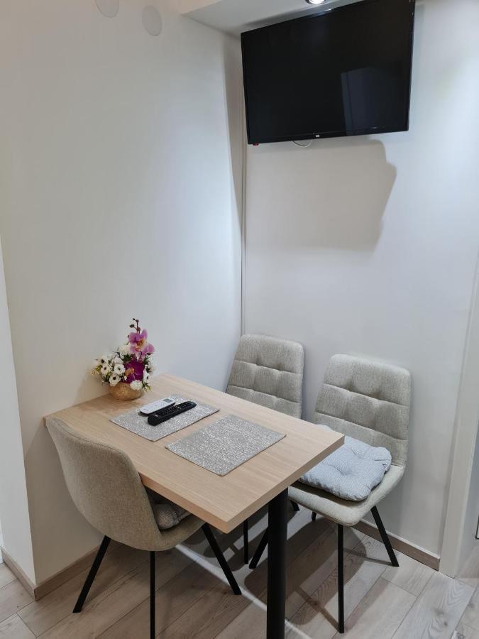 "Astor16" Apartments Ni المظهر الخارجي الصورة